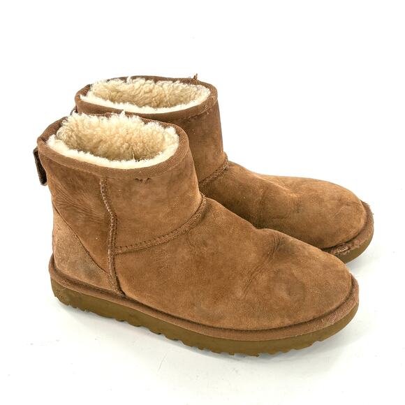 Ugg Classic Shortie Boots 7 Tan Chestnut Booties Shearling Fur Suede - Picture 1 of 7